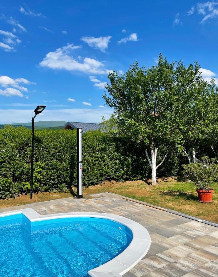 Crystal Racic Villa Bihac Ngoại thất bức ảnh