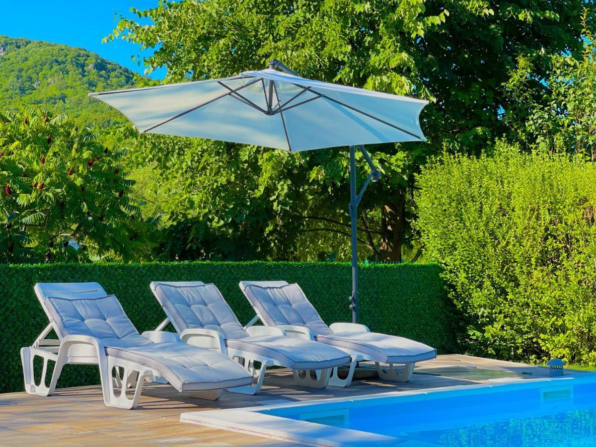 Crystal Racic Villa Bihac Ngoại thất bức ảnh
